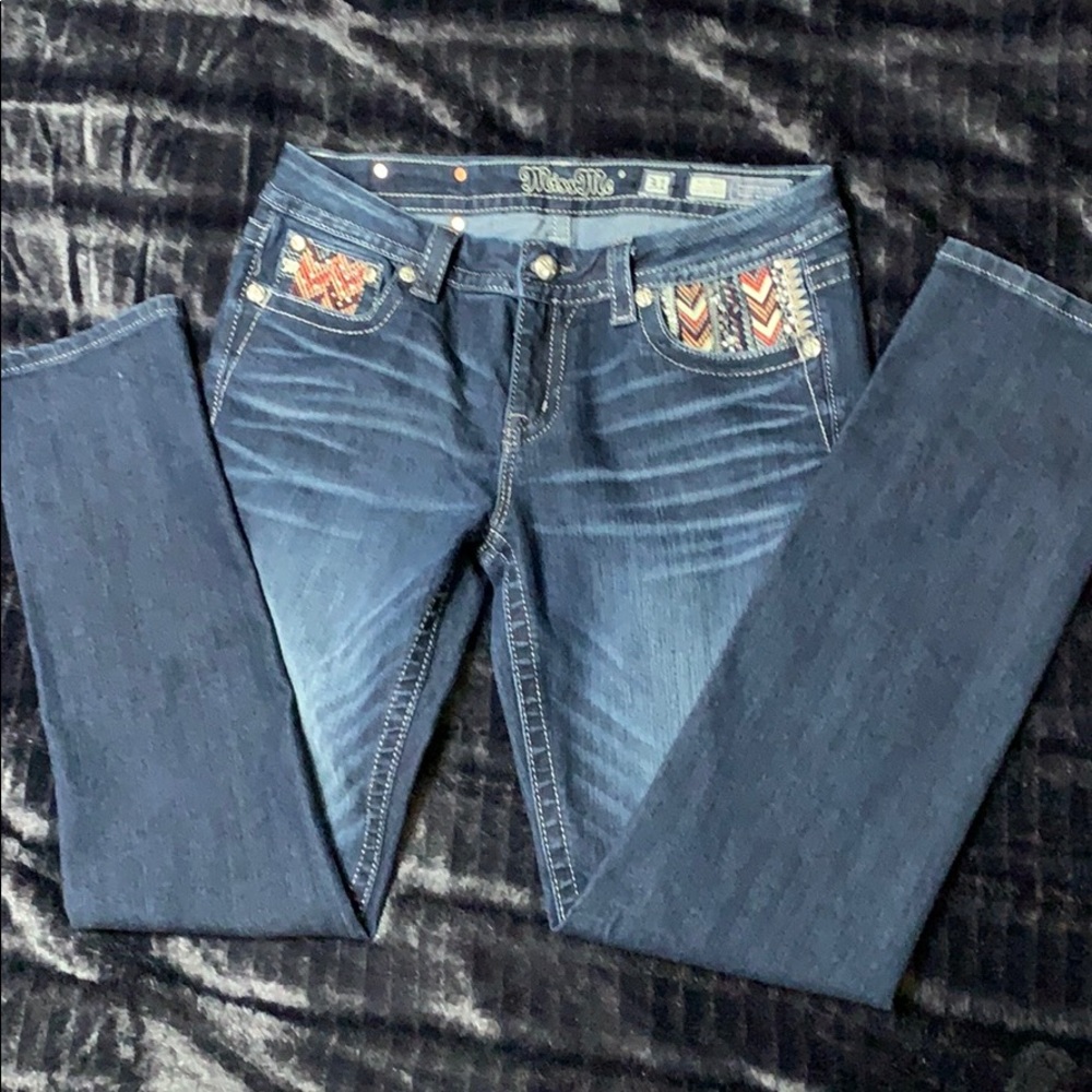Miss Me  mid-rise , easy skinny jeans Size 31